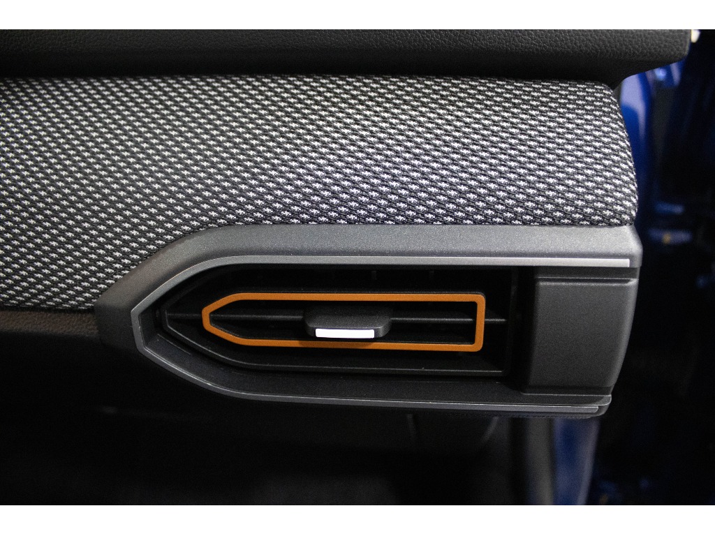 DACIA Sandero Stepway 1.0 TCE EXPRESSION full