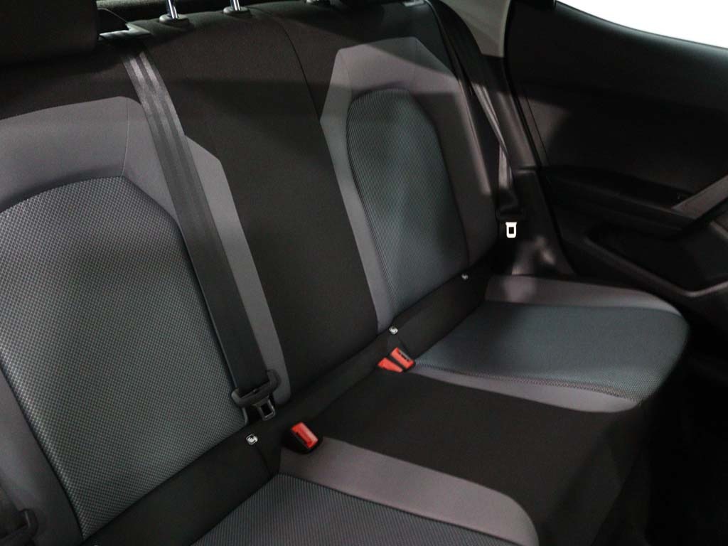 SEAT Arona 1.6 TDI STYLE full