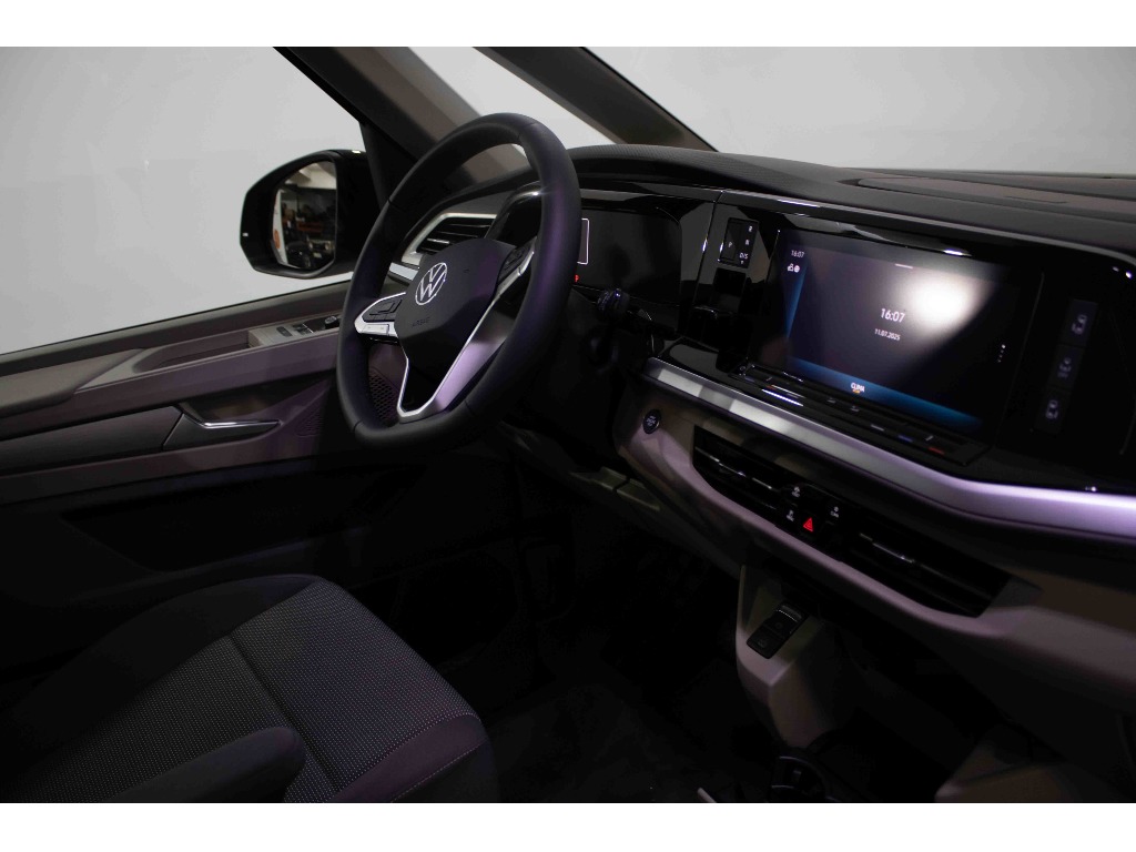VOLKSWAGEN Multivan T7 2.0 TDI LIFE DSG full