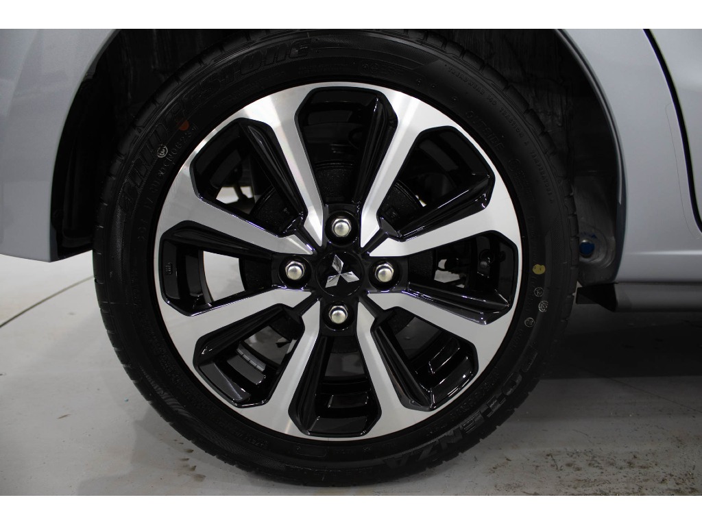 MITSUBISHI Space Star 1.2 CONNECT EDITION full