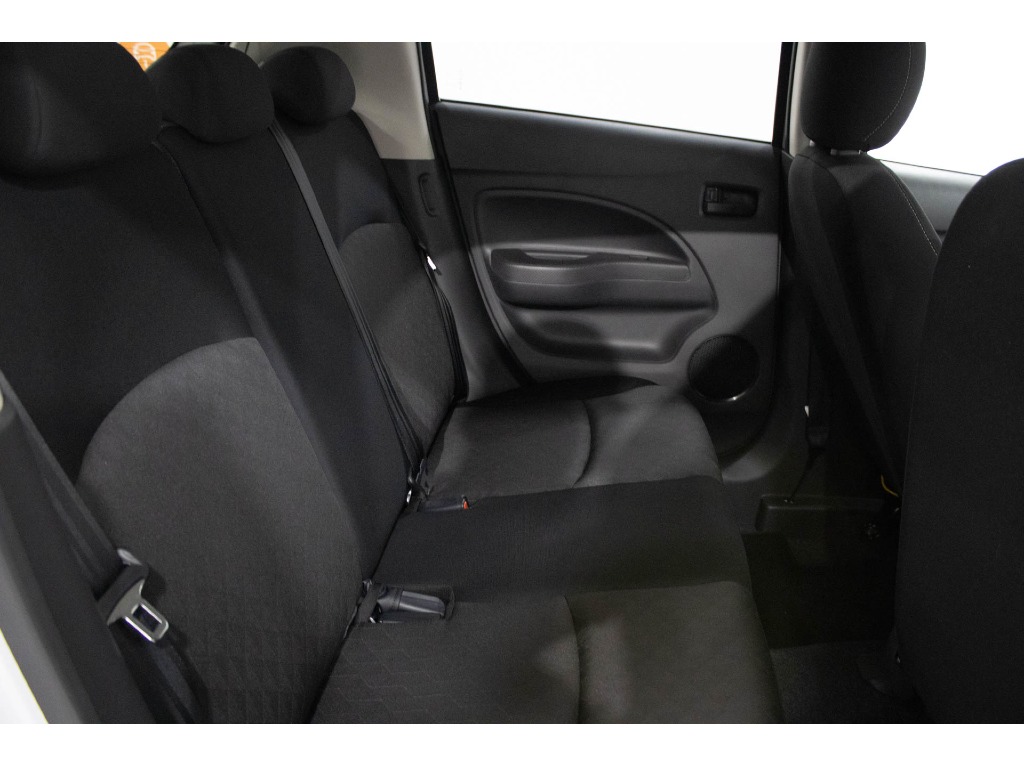 MITSUBISHI Space Star 1.2 CONNECT EDITION full
