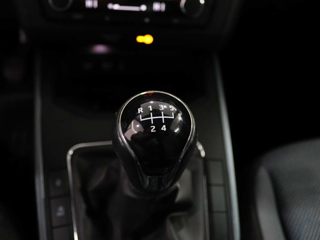 SEAT Arona 1.6 TDI STYLE full