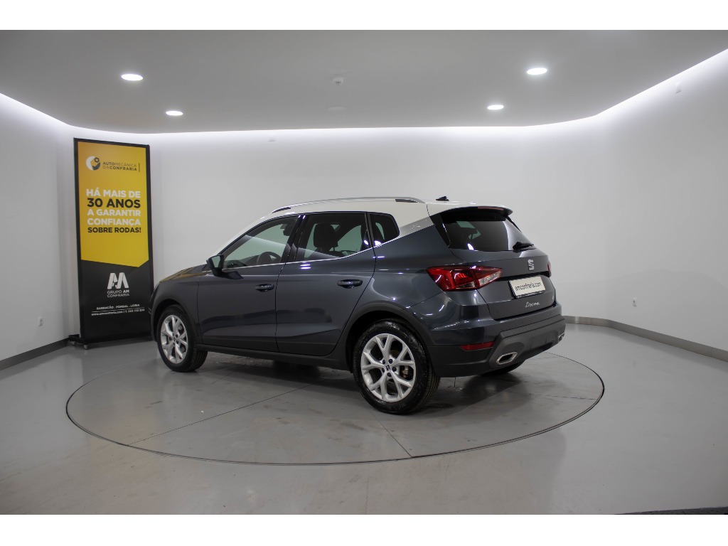 SEAT Arona 1.0 TSI FR full