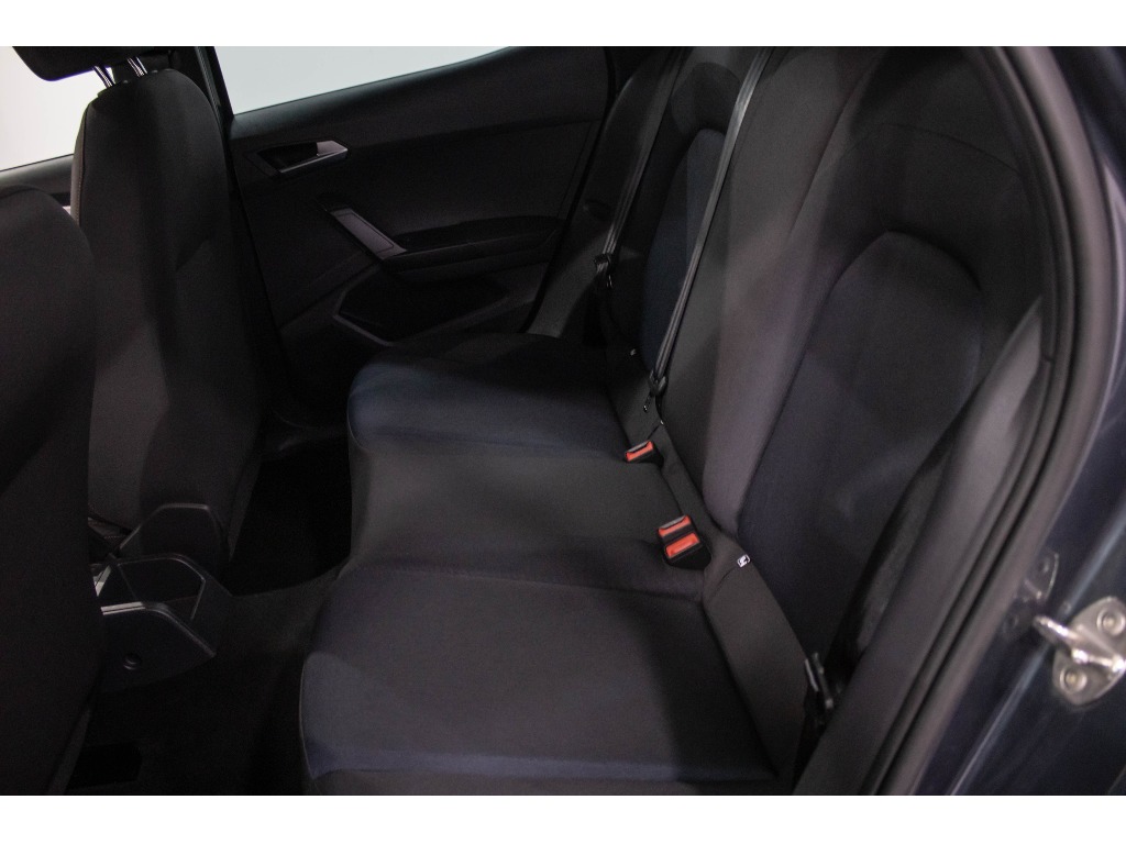 SEAT Arona 1.0 TSI FR full