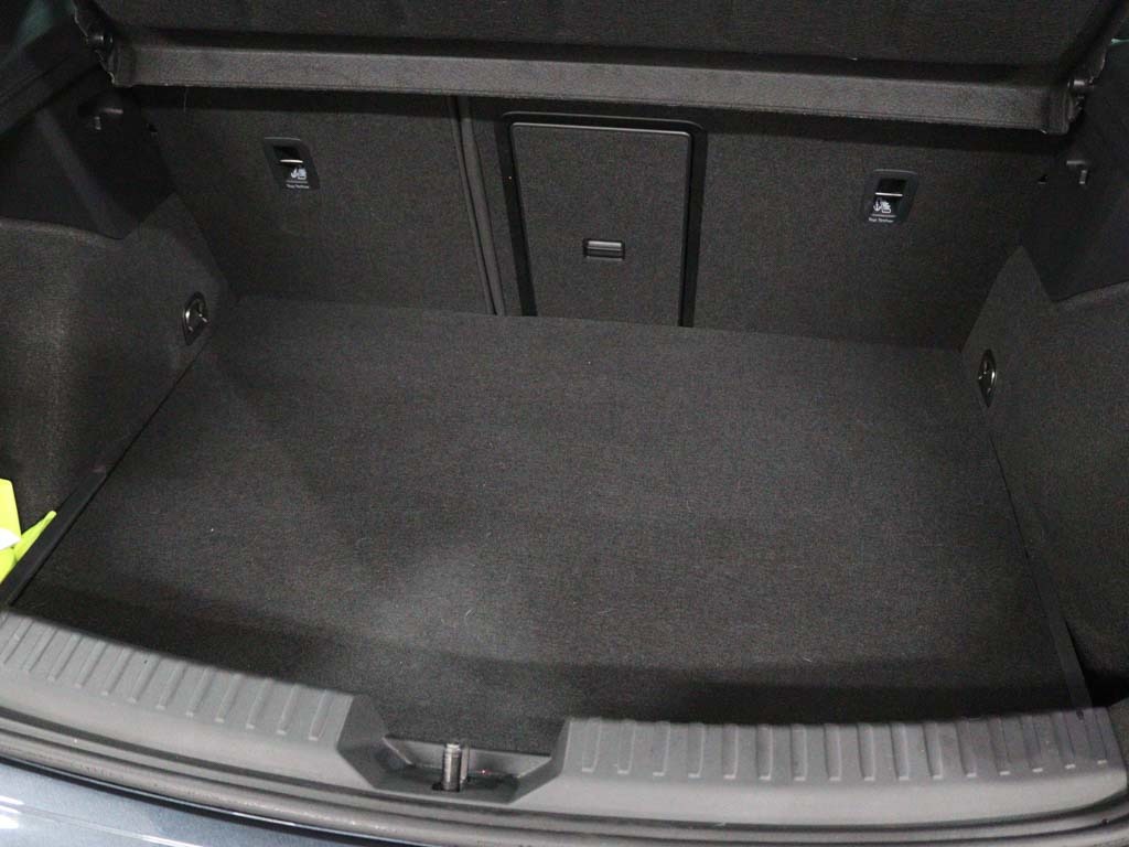 SEAT Leon 1.4 E-HYBRID FR DSG full