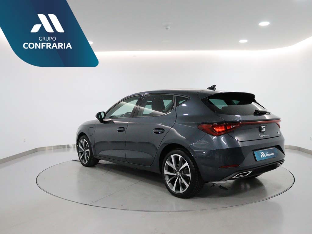 SEAT Leon 1.4 E-HYBRID FR DSG full