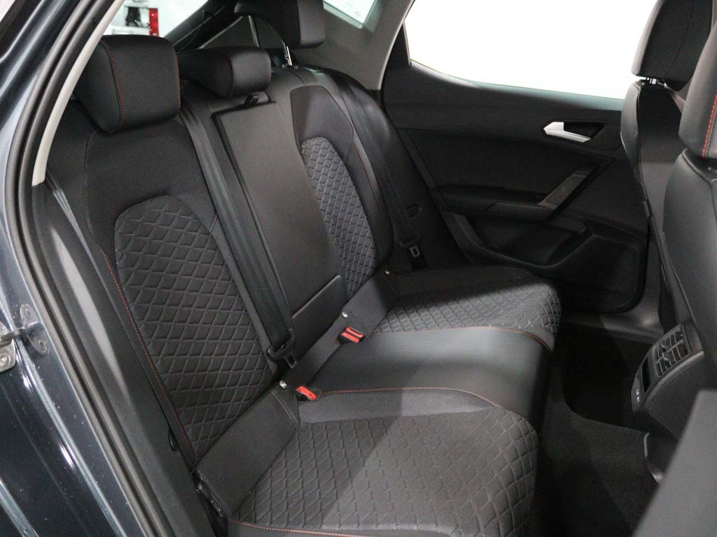 SEAT Leon 1.4 E-HYBRID FR DSG full