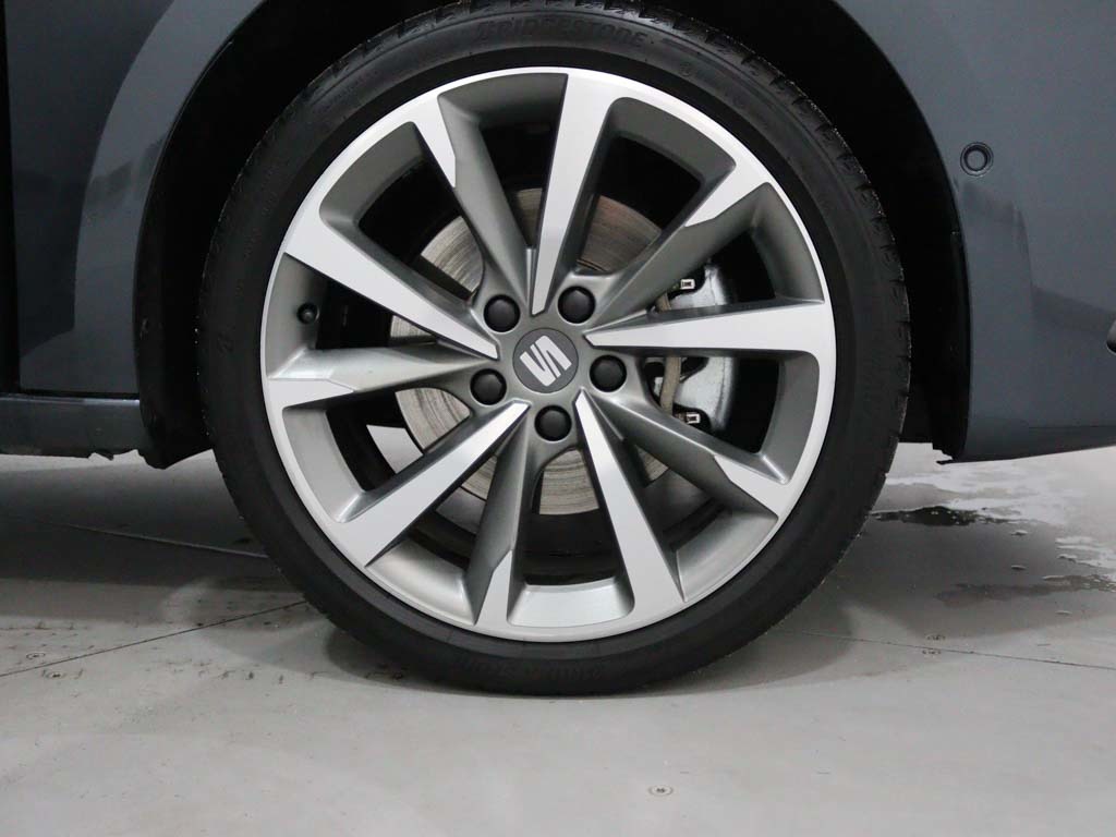 SEAT Leon 1.4 E-HYBRID FR DSG full