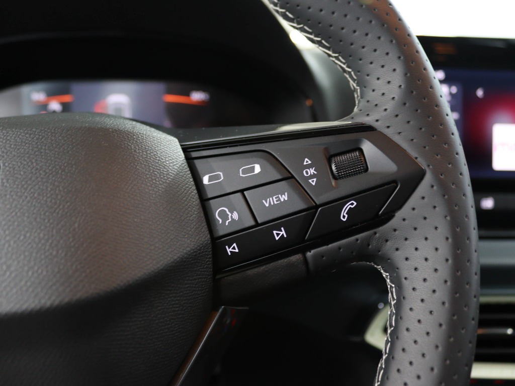 SEAT ARONA 1.0 TSI STYLE DSG full