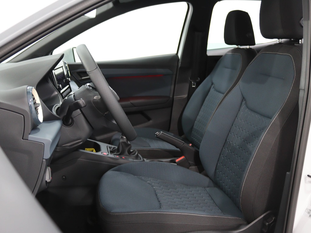 SEAT IBIZA 1.0 TSI STYLE full