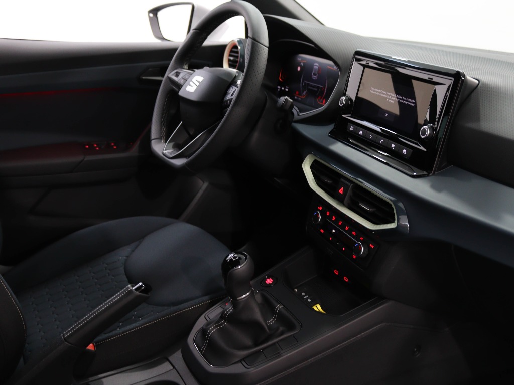 SEAT IBIZA 1.0 TSI STYLE full