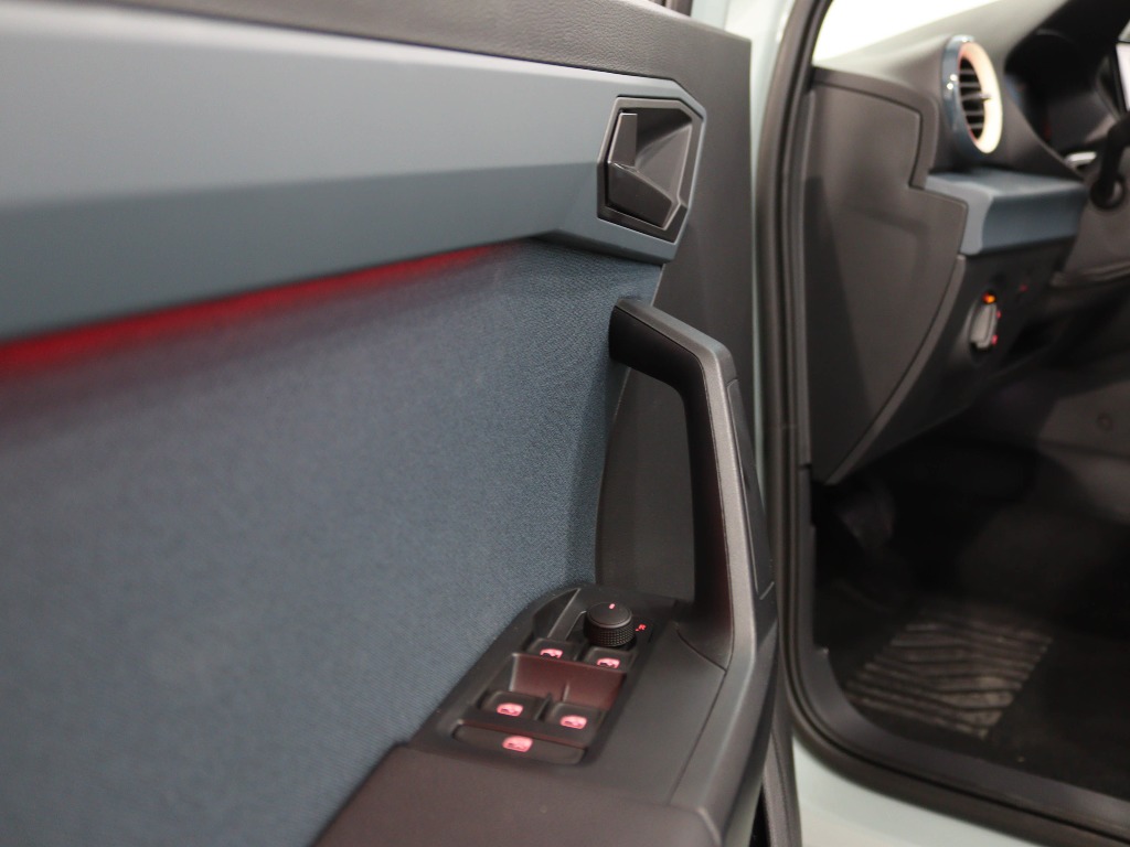 SEAT ARONA 1.0 TSI STYLE DSG full