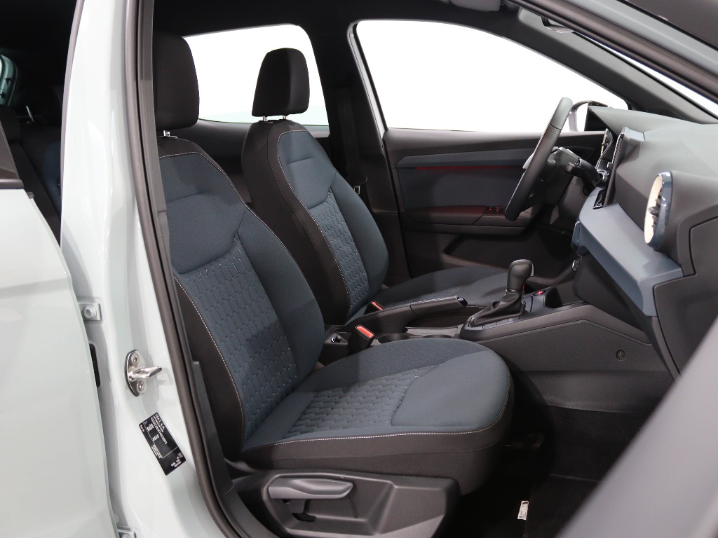 SEAT ARONA 1.0 TSI STYLE DSG full