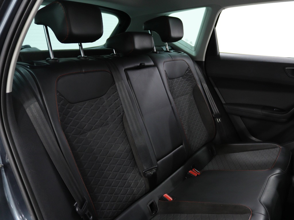 SEAT Ateca 2.0 TDI FR full