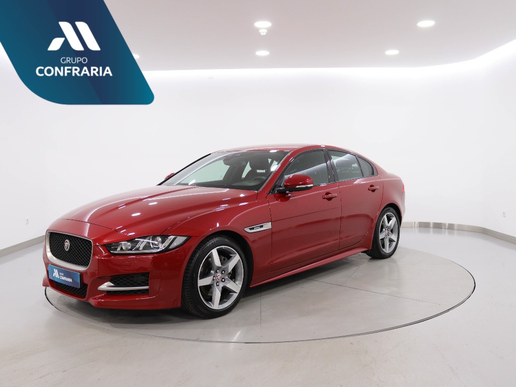 JAGUAR XE 2.0 D R-SPORT full