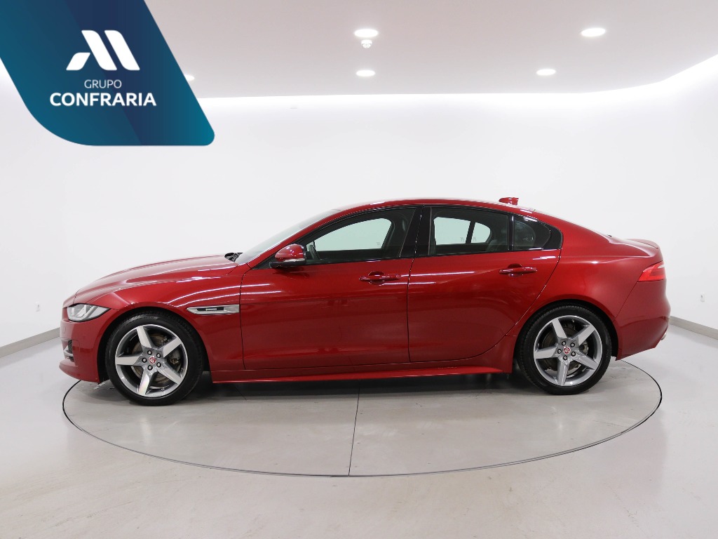 JAGUAR XE 2.0 D R-SPORT full
