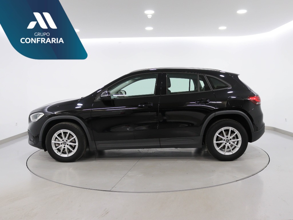 MERCEDES-BENZ Classe GLA 180 D full