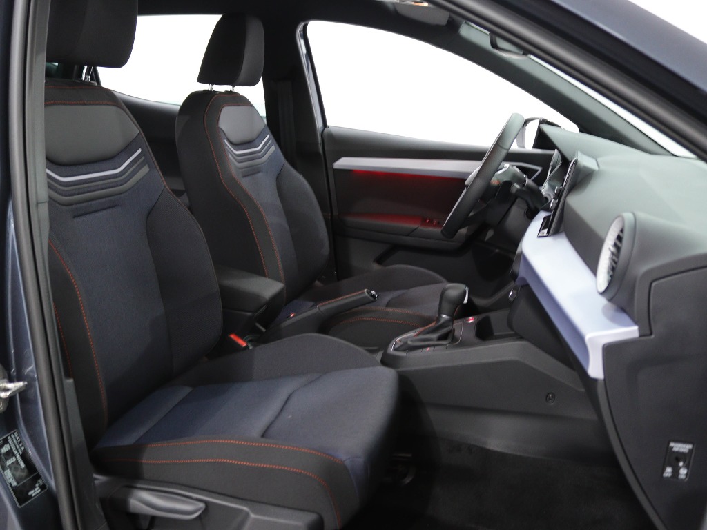SEAT IBIZA 1.0 TSI FR DSG full