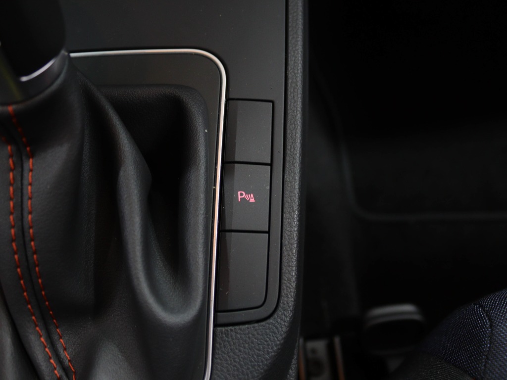 SEAT IBIZA 1.0 TSI FR DSG full