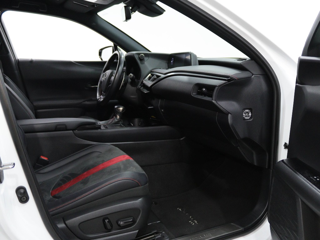 LEXUS UX 250H F SPORT full