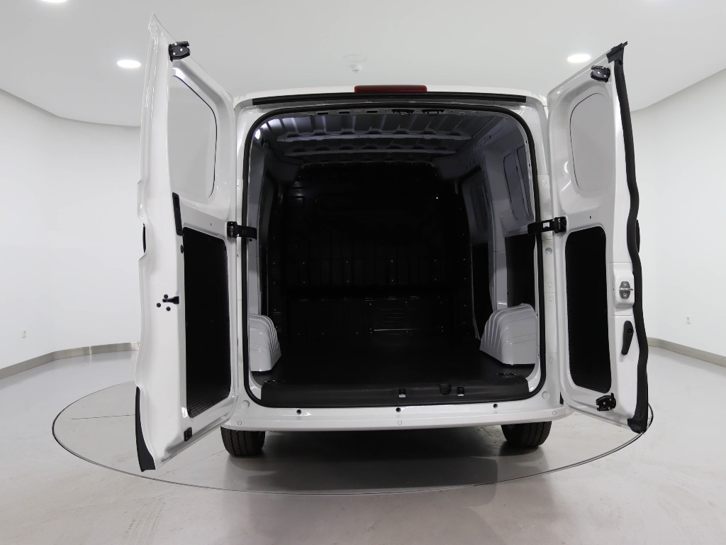 MAXUS EDELIVER 5 64 KWH L1H1 full