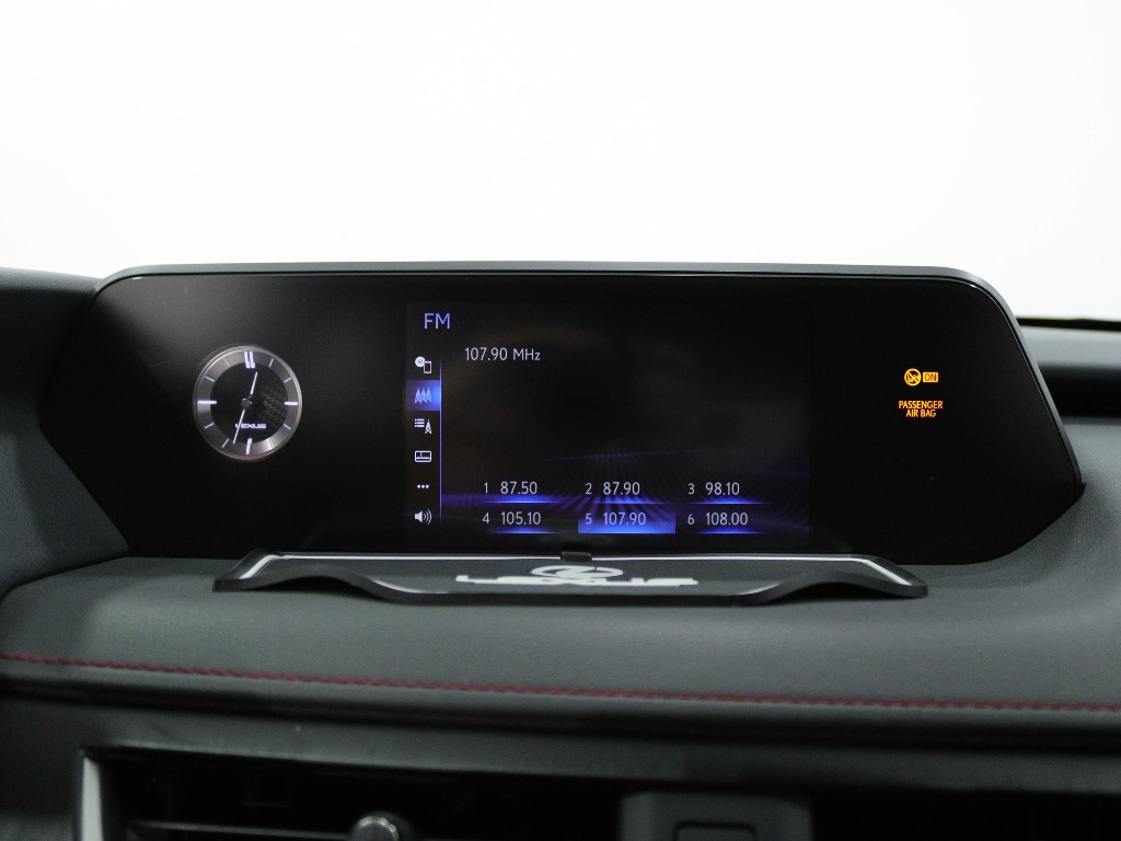 LEXUS UX 250H F SPORT full