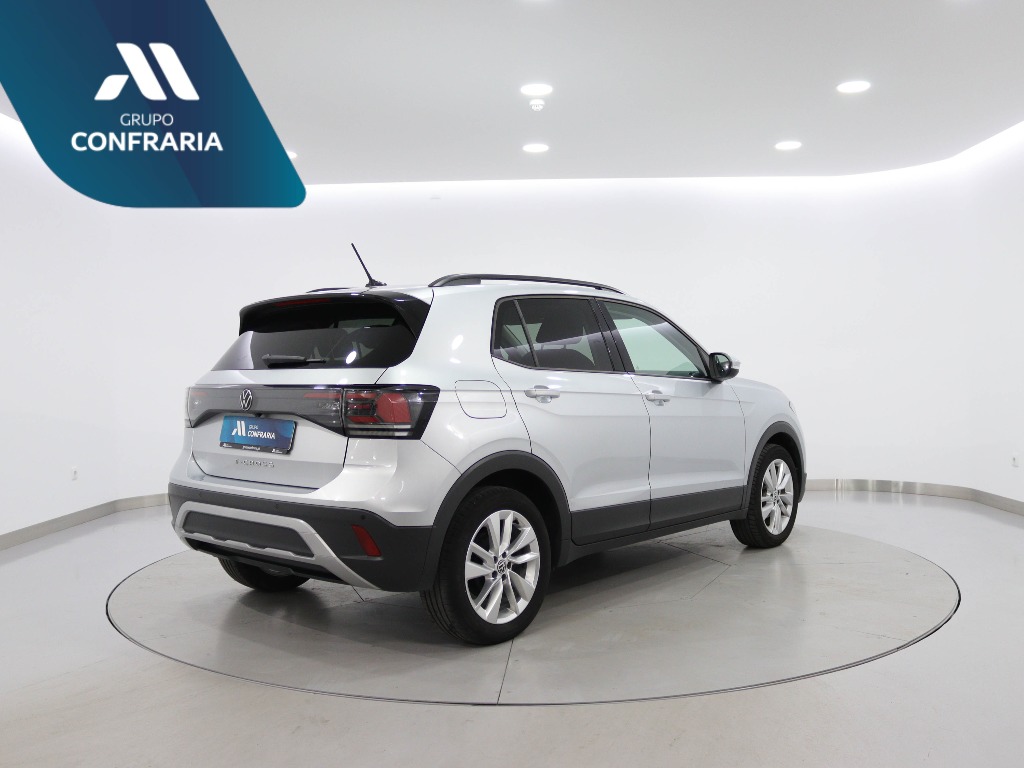VOLKSWAGEN T-Cross 1.0 TSI URBAN full