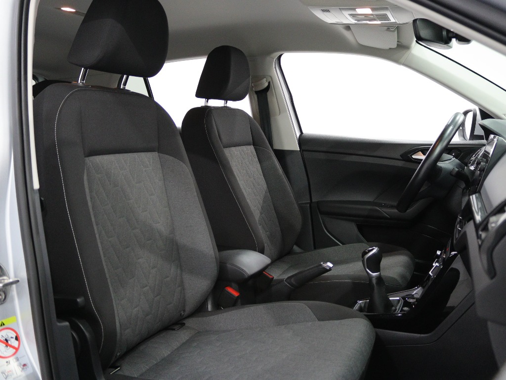 VOLKSWAGEN T-Cross 1.0 TSI URBAN full