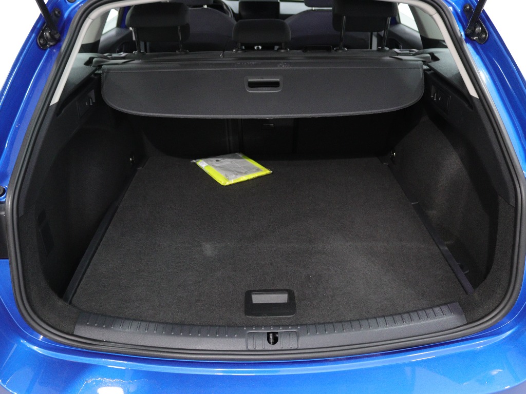 SEAT Leon Sportstourer 1.0 TSI STYLE full