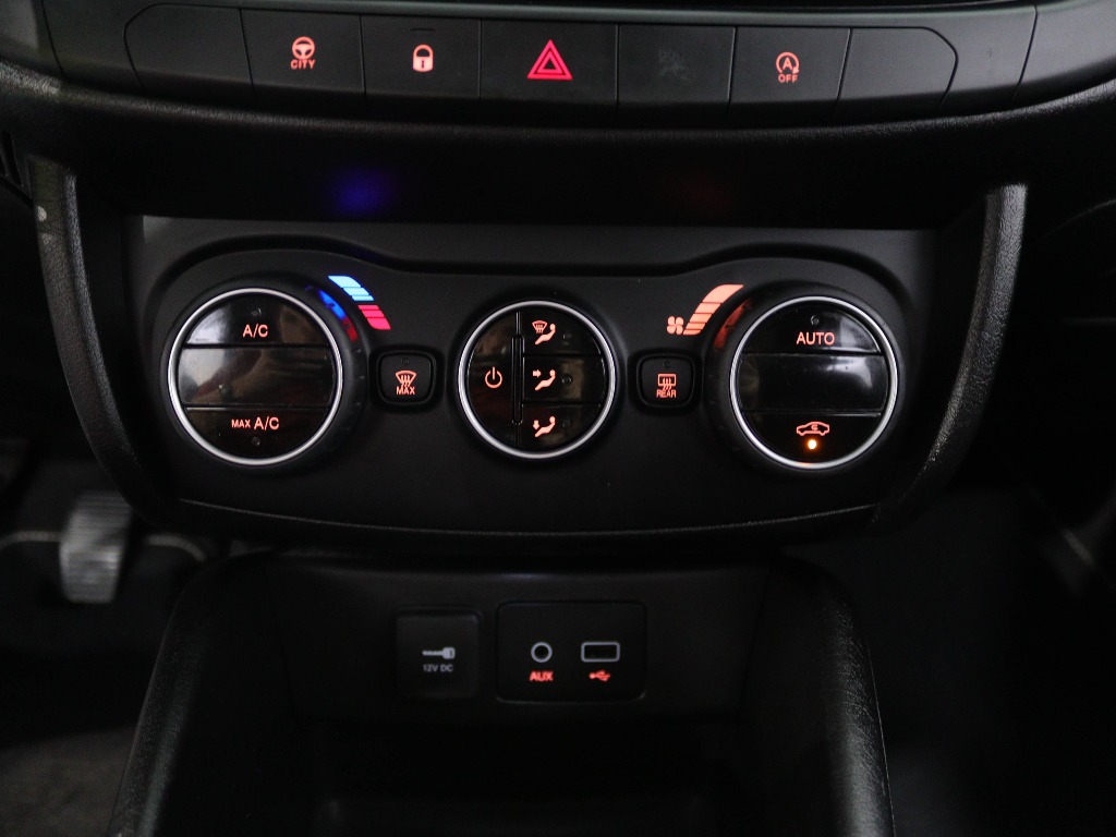 FIAT Tipo 1.3 M-JET LOUNGE full