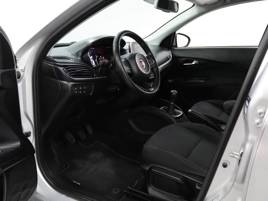 FIAT Tipo 1.3 M-JET LOUNGE full