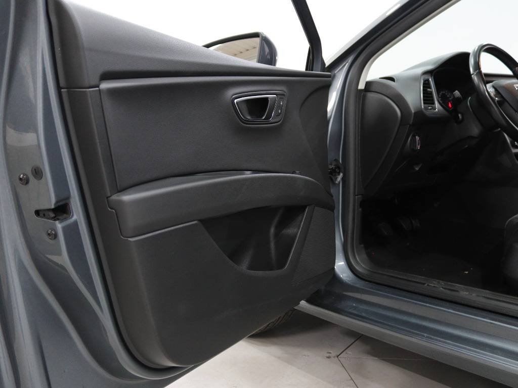 SEAT Leon 1.6 TDI STYLE S/S full