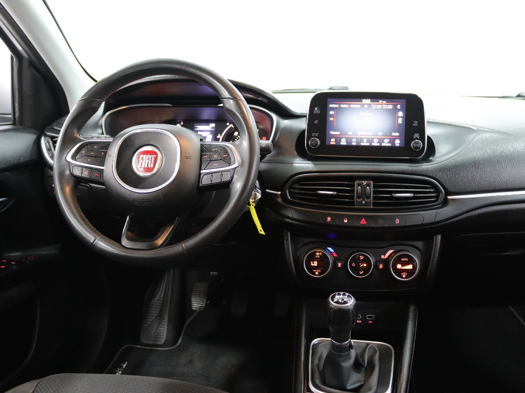 FIAT Tipo 1.3 M-JET LOUNGE full