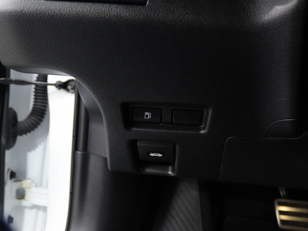 LEXUS UX 250H F SPORT full
