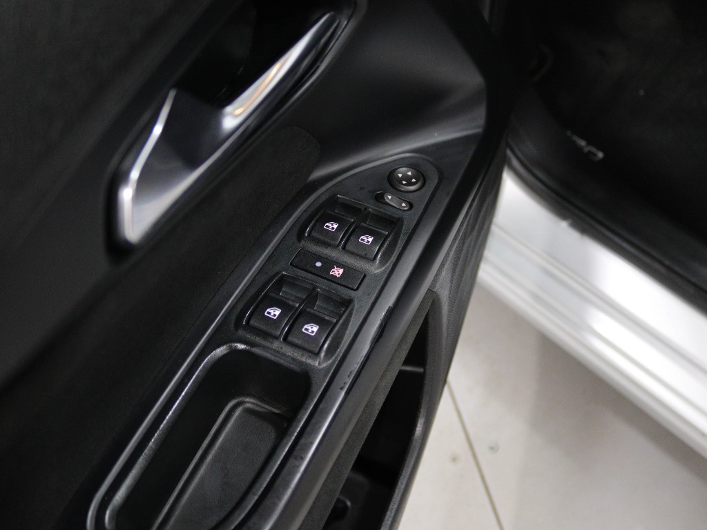 FIAT Tipo 1.3 M-JET LOUNGE full