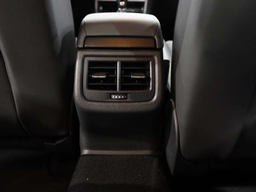 SEAT Leon 1.6 TDI STYLE S/S full